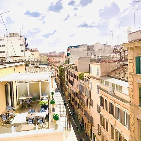 Lovely Near The Colosseum Rome