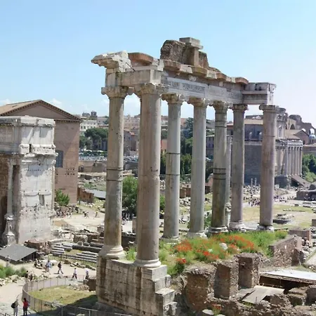 Lovely Near Colosseum Roma