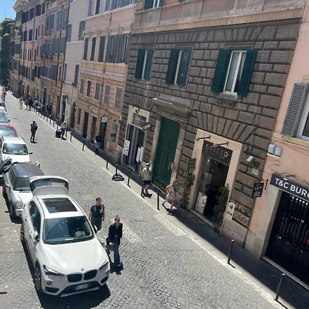 Lovely Near Colosseum Appartamento *