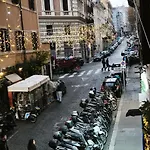 Lovely Near The Colosseum Apartamento *
