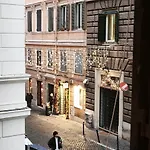 Apartamento Lovely Near The Colosseum Roma