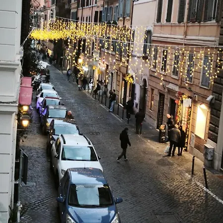 Lovely Near The Colosseum Apartment *